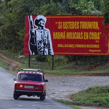 Old timers en propaganda, de orde van de dag in Cuba